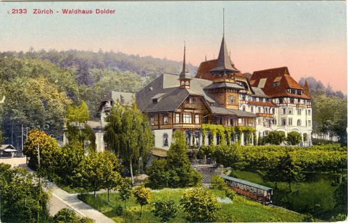 Jacques Gros, Waldhaus Dolder. Der erste Bau des Hotels nahm 1895 den Betrieb auf.