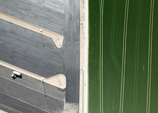 Verbaute Erde - Parkflächen statt Ackerland (Bild © ÖHV)