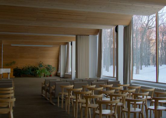 Die Holzdecke der Bibliothek in Vyborg, Russland (1935) wurde restauriert und wiederhergestellt.