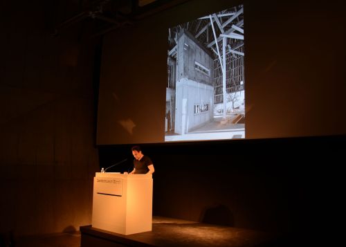 Benjamin Widmer zeigte den Umbau der Scheune Dingenhart zum Wohnhaus.